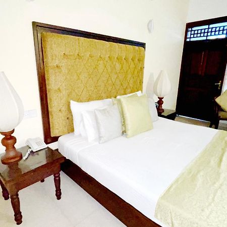 Wet Water Resort Gampaha Exterior foto