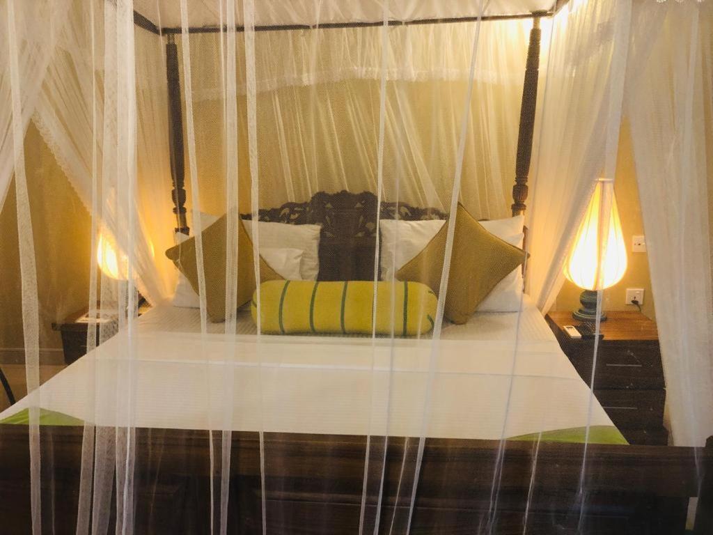 Wet Water Resort Gampaha Exterior foto